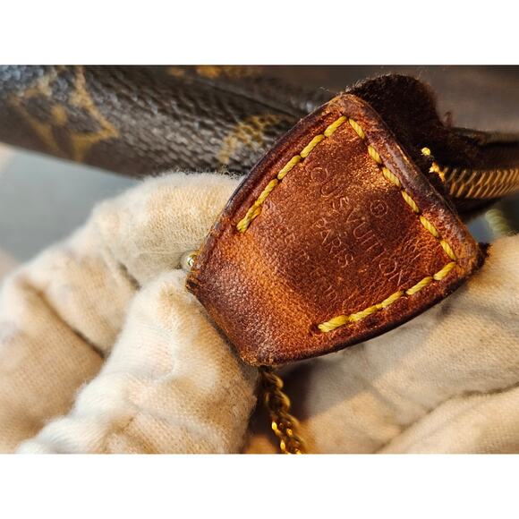 Louis Vuitton Pochette Accessoires Monogram Canvas Shoulder Bag Vintage LV - Picture 6 of 15